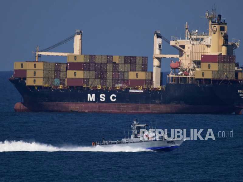 Search image article