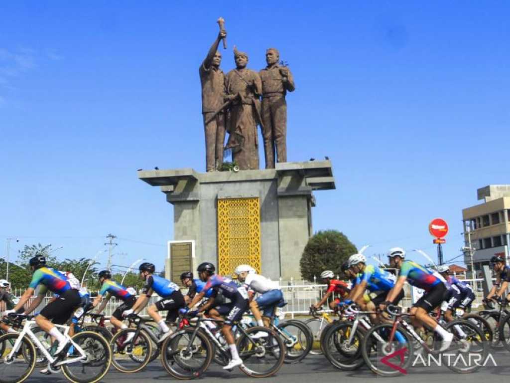 Tour de Entete 2025: Erupsi Lewotobi Laki-Laki paksa panitia ubah rute balap sepeda