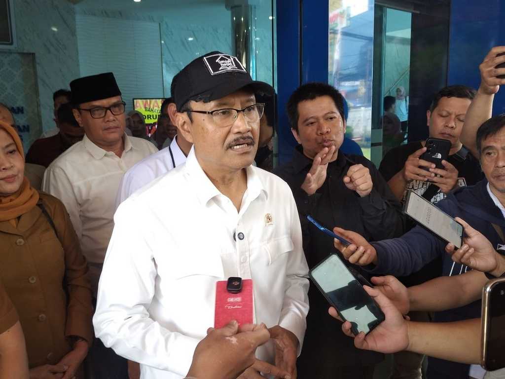 Mensos Gus Ipul Pastikan: Soeharto & Gus Dur Diusulkan Pahlawan Nasional