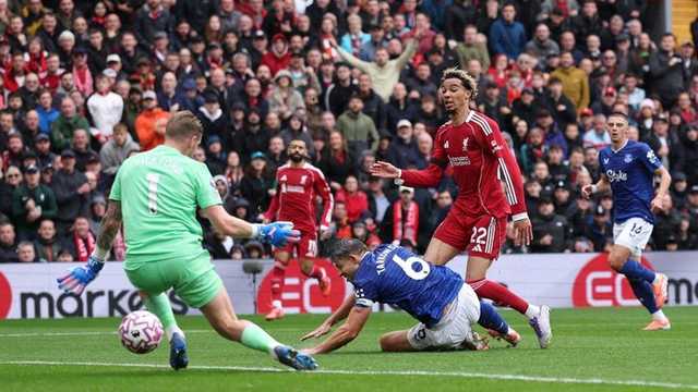 Hugo Ekitike unjuk ketajaman di Liverpool, tak pusing soal persaingan Isak