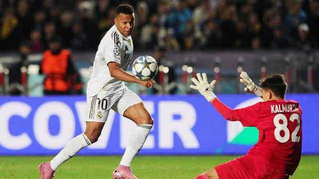 Kylian Mbappe hat-trick, tapi merasa masih kurang