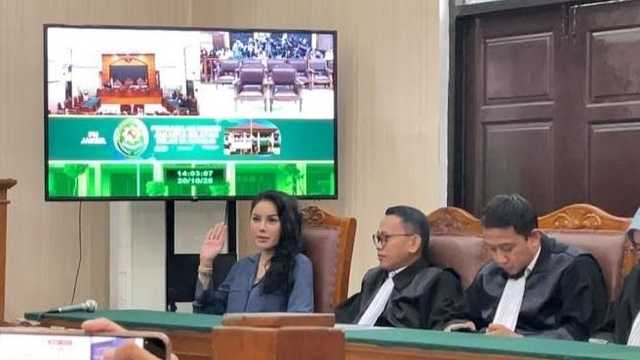Jaksa Sindir Nikita Mirzani: Artis Tak Punya Keahlian Edukasi Produk Kecantikan