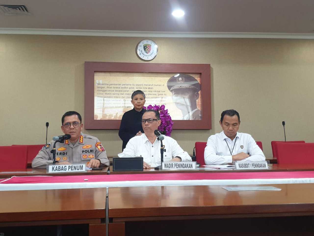 Search image article