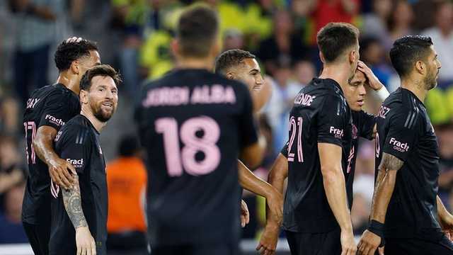 Messi Hat-trick, Inter Miami Hajar Nashville 5-2 di Laga Penutup MLS