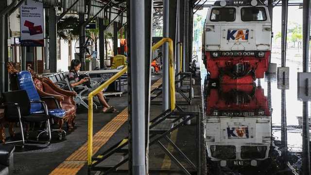 Search image article