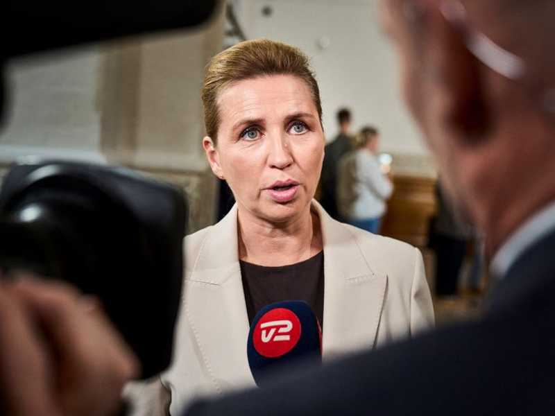 PM Denmark: Medsos Curi Masa Kecil, Anak di Bawah 15 Tahun Dilarang