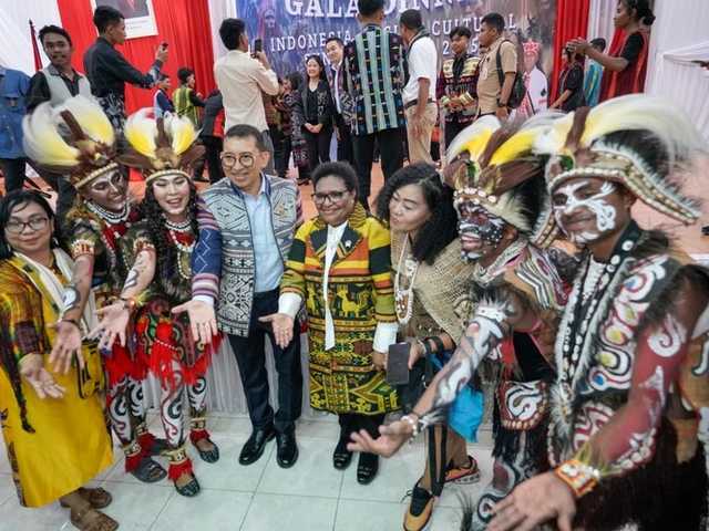 Search image article