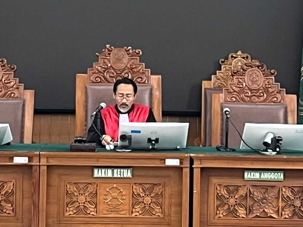 Search image article