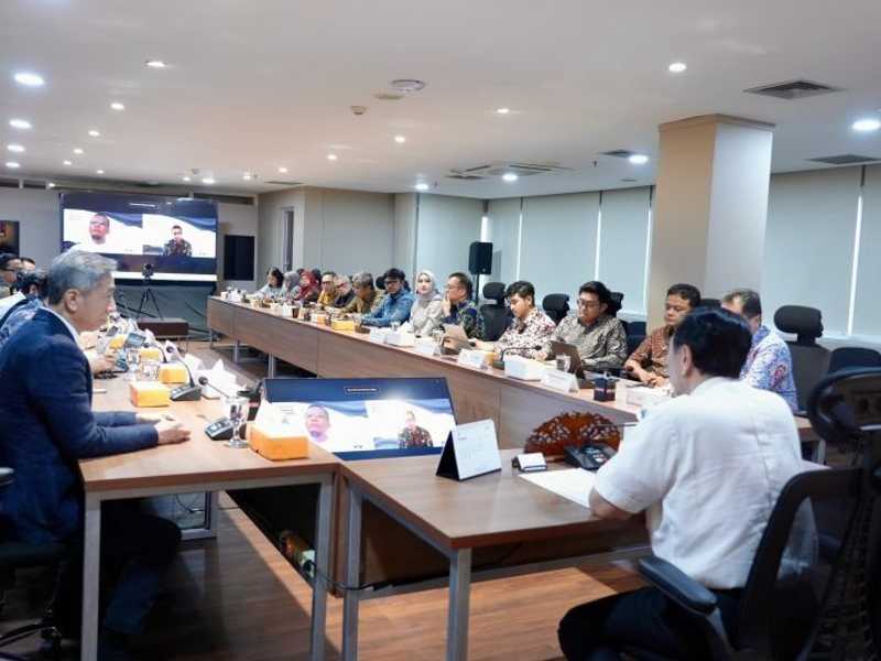 DEN tanggapi 7 tuntutan ekonomi mendesak, Luhut: Pemerintah butuh masukan ekonom