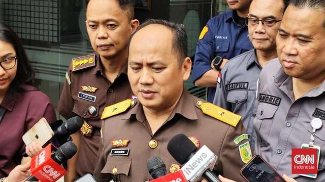 Kejagung Irit Bicara Soal Nadiem Makarim Tersangka Korupsi Laptop Rp9,3 T