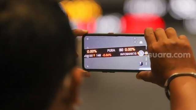 IHSG bangkit menguat ke level 8.086 pada awal perdagangan Rabu