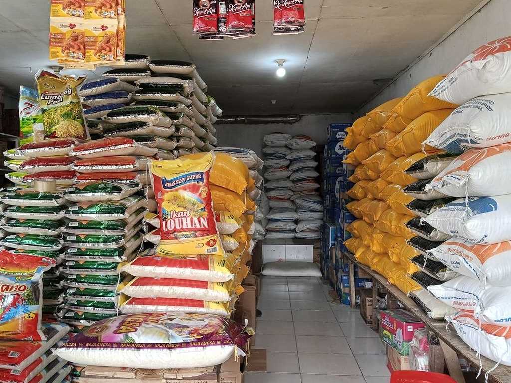 Mentan Amran Bantah Produksi Beras Kurang, Ungkap Anomali & Siapkan Operasi Pasar Besar-besaran