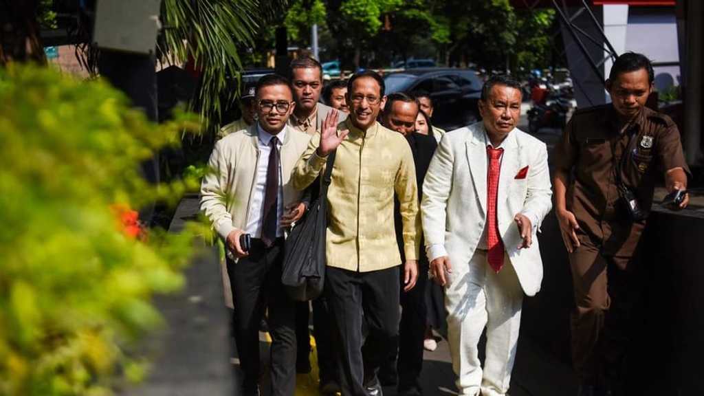 Hotman Paris: Nadiem Makarim Tak Terima Sepeser Pun Uang Korupsi Chromebook