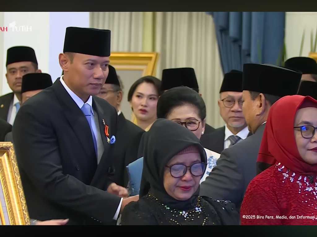 Jenderal Sarwo Edhie Wibowo Resmi Jadi Pahlawan Nasional: Kenang Perjuangan Militer