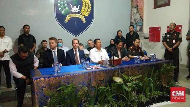 Indonesia Pulangkan Dua Napi Inggris, Terpidana Mati dan Seumur Hidup