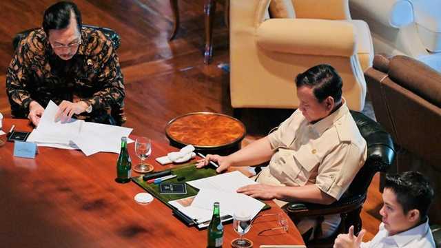 Search image article