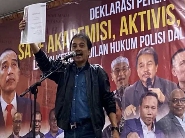 Roy Suryo Tak Masalah Jadi Tersangka Ijazah Palsu Jokowi, Singgung Terpidana Bebas
