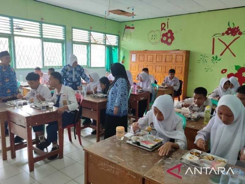 456 Siswa Keracunan Massal, Gubernur Bengkulu Desak Dapur MBG Patuhi SOP