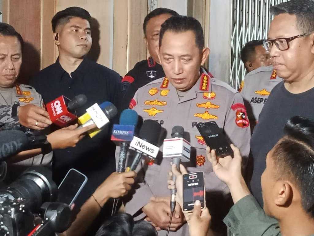 Kapolri Listyo Sigit Dua Kali Minta Maaf Usai Ojol Tewas Dilindas Rantis Brimob
