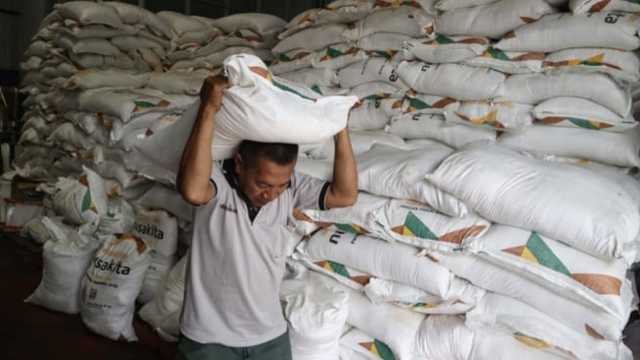 Pemerintah Stop Impor Gula Rafinasi, Amankan Pasar & Serap Produksi Lokal