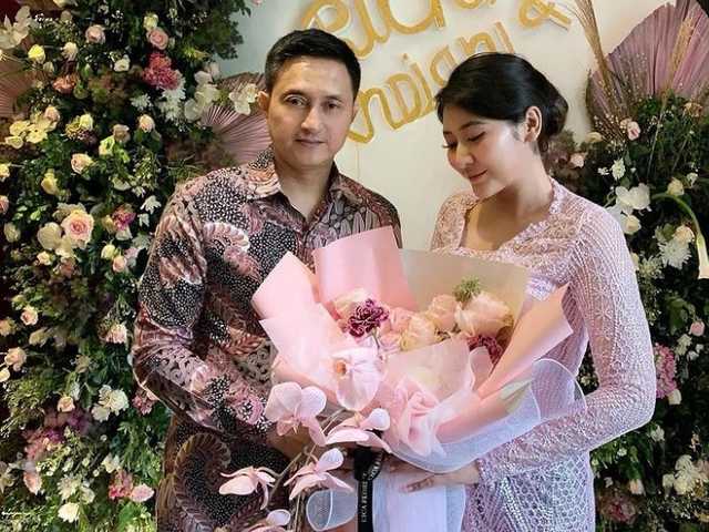 Ricky Subagja: Cinta Harmonis dengan Istri Beda Usia 26 Tahun