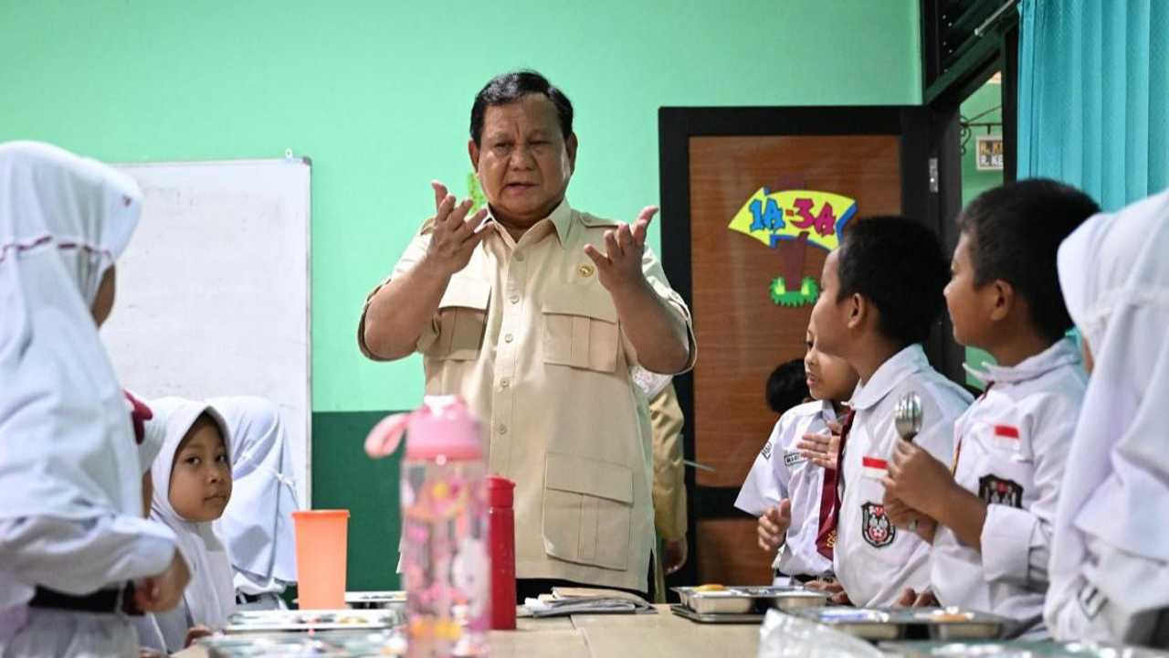 Prabowo Tegaskan: Efisiensi Anggaran Bukan Potong Transfer Daerah, Dana MBG Aman!