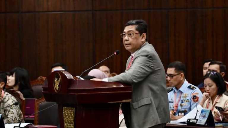 Utut PDIP: Kinerja Prabowo Belum Sempurna, Soroti Kendala Teknis Program