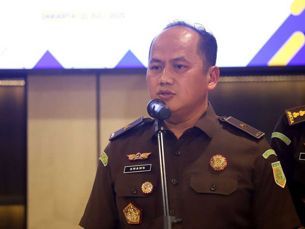 Kejagung Limpahkan 8 Tersangka Korupsi Pertamina ke Kejari Jakarta Pusat