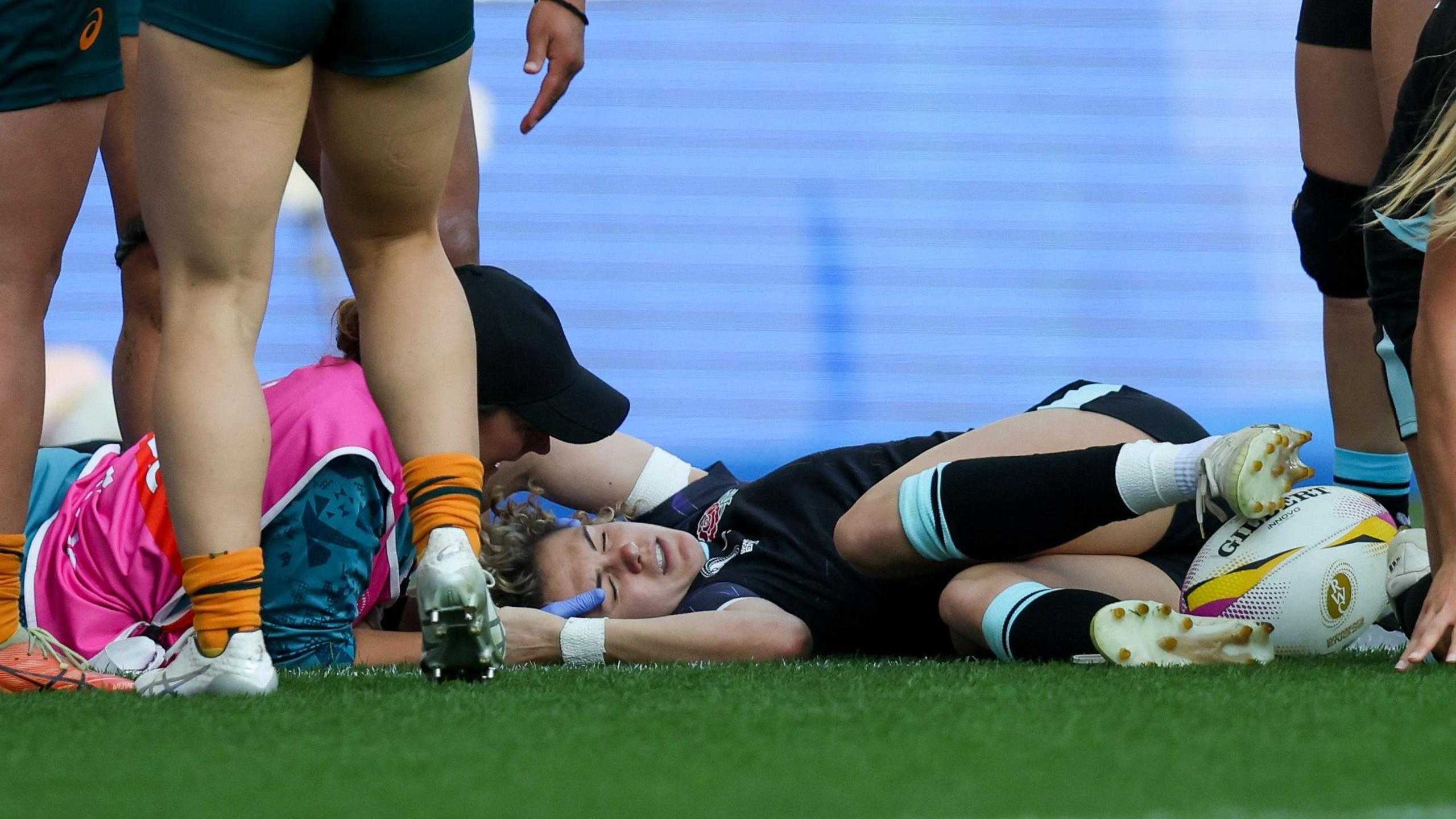 Pukulan Telak Inggris: Ellie Kildunne Absen di Perempat Final Piala Dunia Rugby