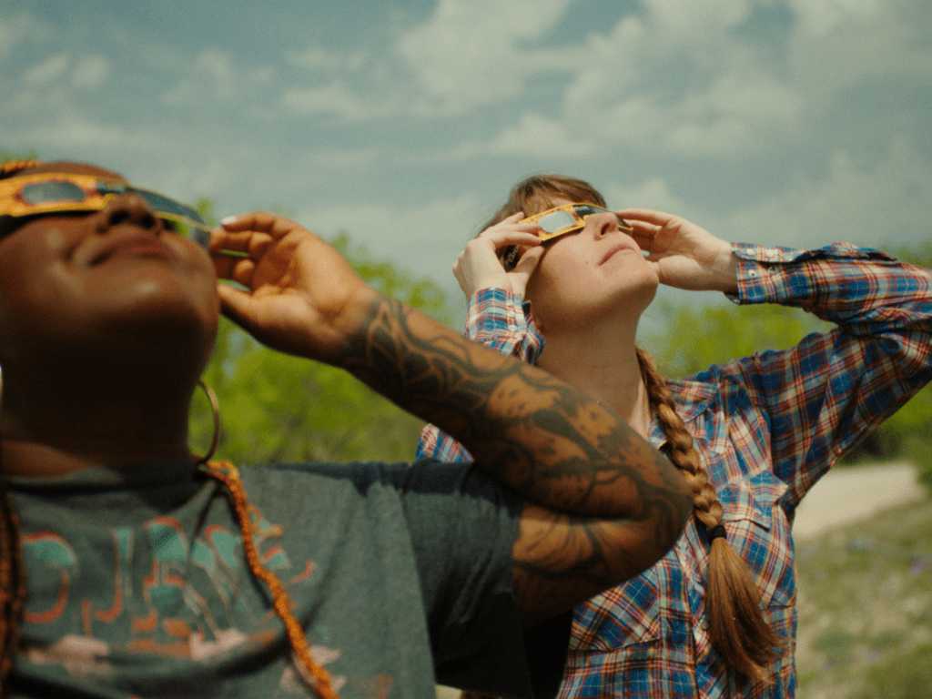 Ian Cheney Guncang Distribusi Film Lewat Tur Interaktif Dokumenter 'Observer'