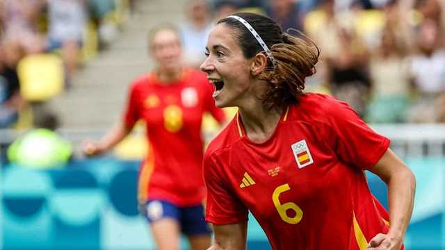 Aitana Bonmati Raih Ballon d'Or 2025, Cetak Hattrick Kemenangan
