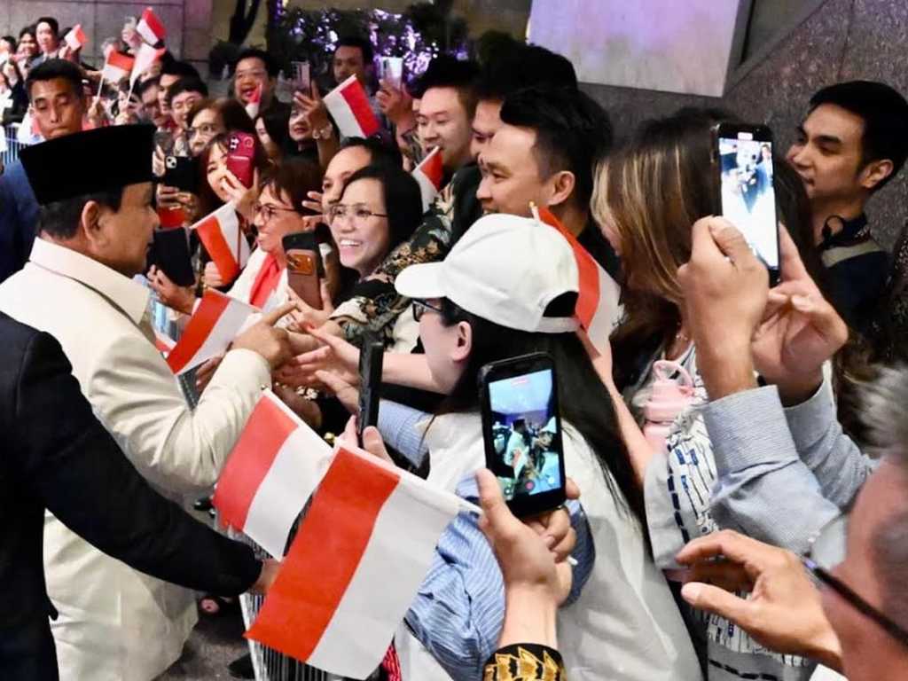 Tiba di Sydney, Presiden Prabowo Disambut Meriah Diaspora Indonesia