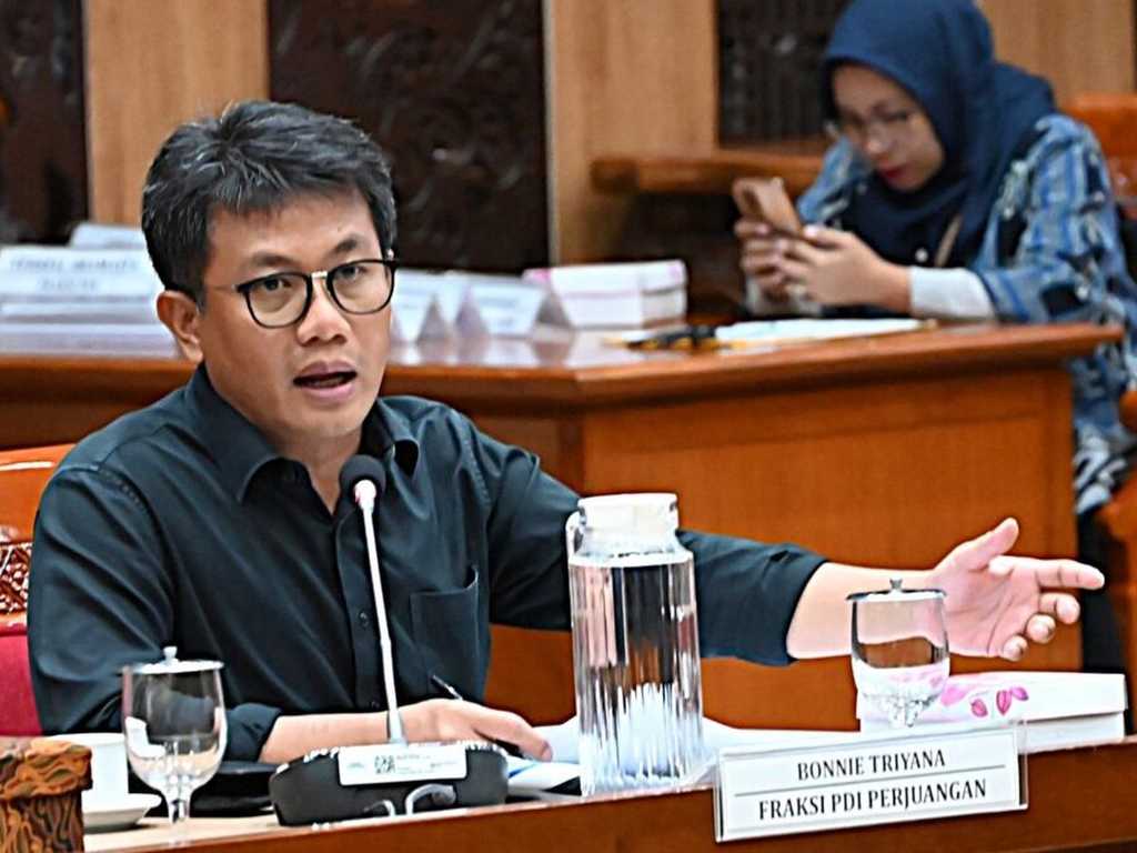DPR Minta Kaji Ulang Rencana Prabowo Ajarkan Bahasa Portugis