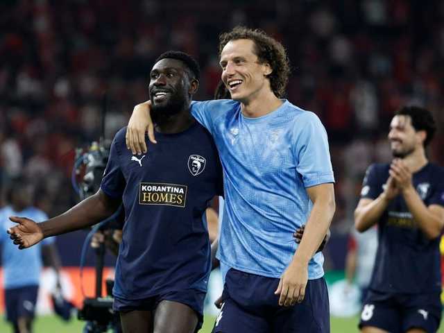David Luiz kembali main di Liga Champions setelah 8 tahun