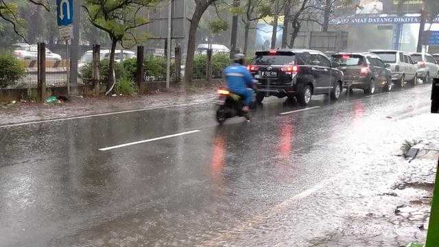 Jawa Barat Siaga Cuaca Ekstrem: BMKG Peringatkan Hujan Lebat 1-5 November