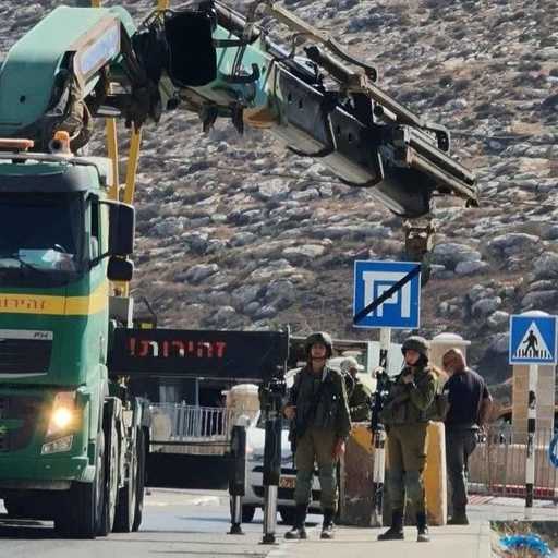 Israel Bangun Hampir 1.000 Penghalang Baru di Tepi Barat, Warga Palestina Terpaksa Memutar Jauh