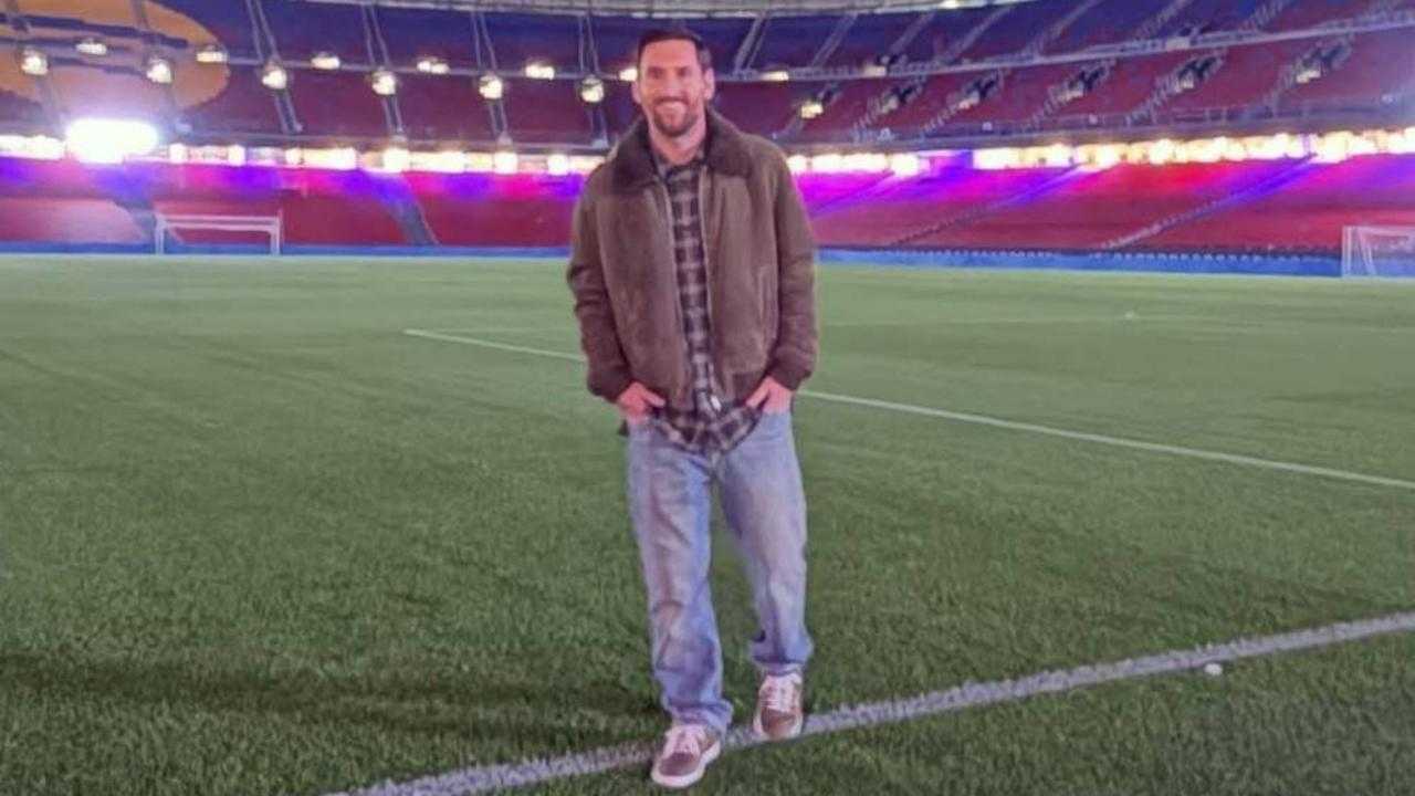 Kunjungan Messi ke Camp Nou: Murni Nostalgia atau Manuver Politik?