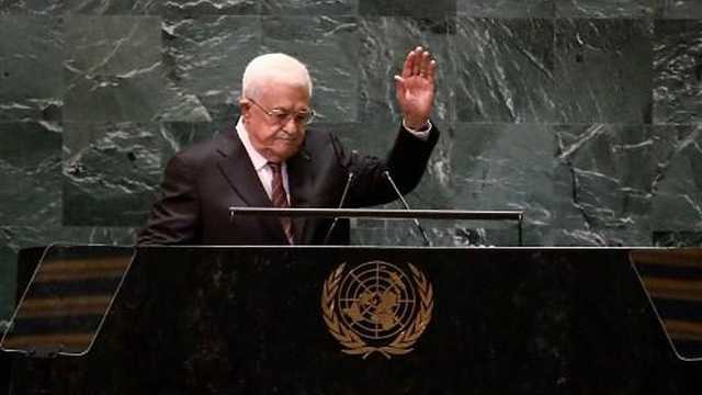 Abbas minta Hamas serahkan senjata, apresiasi Macron akui Palestina