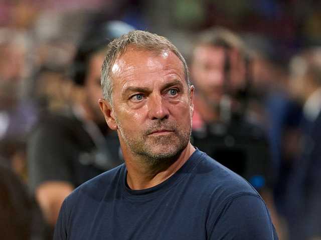 Hansi Flick Mau Tinggalkan Barcelona Lebih Cepat, Ada Apa?