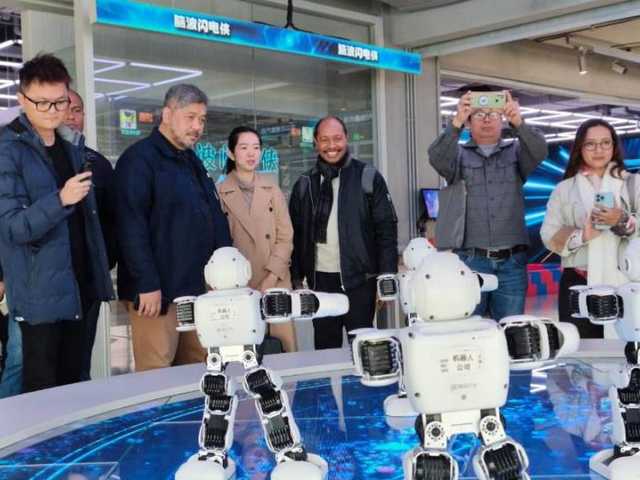 Delegasi NasDem Kunjungi E-Town, Pelajaran Strategis untuk Indonesia