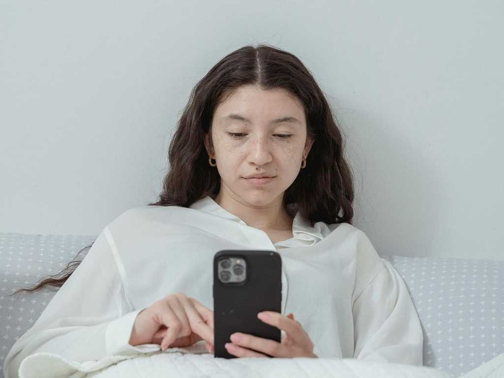 Susah Tidur? Waktunya 'Log Out' dari Kebiasaan Digital Malam Hari