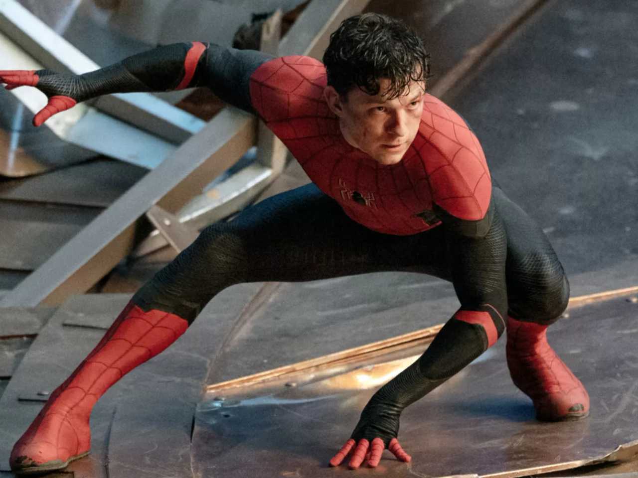 Tom Holland dirawat di rumah sakit usai cedera syuting Spider-Man