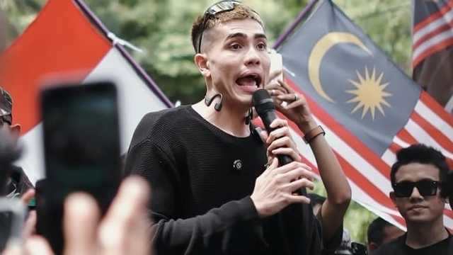 Aisar Khaled <e>terima penghargaan</e> DPD RI setelah dicemooh