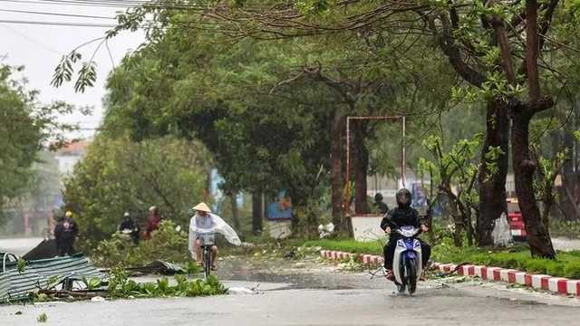 Badai Bualoi terjang pesisir Vietnam, ribuan rumah hancur di lima provinsi