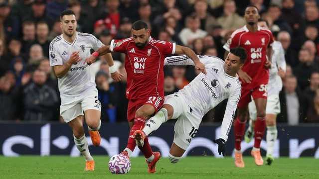 Carragher: Mo Salah Tak Seharusnya Dijamin Starter Tiap Pekan
