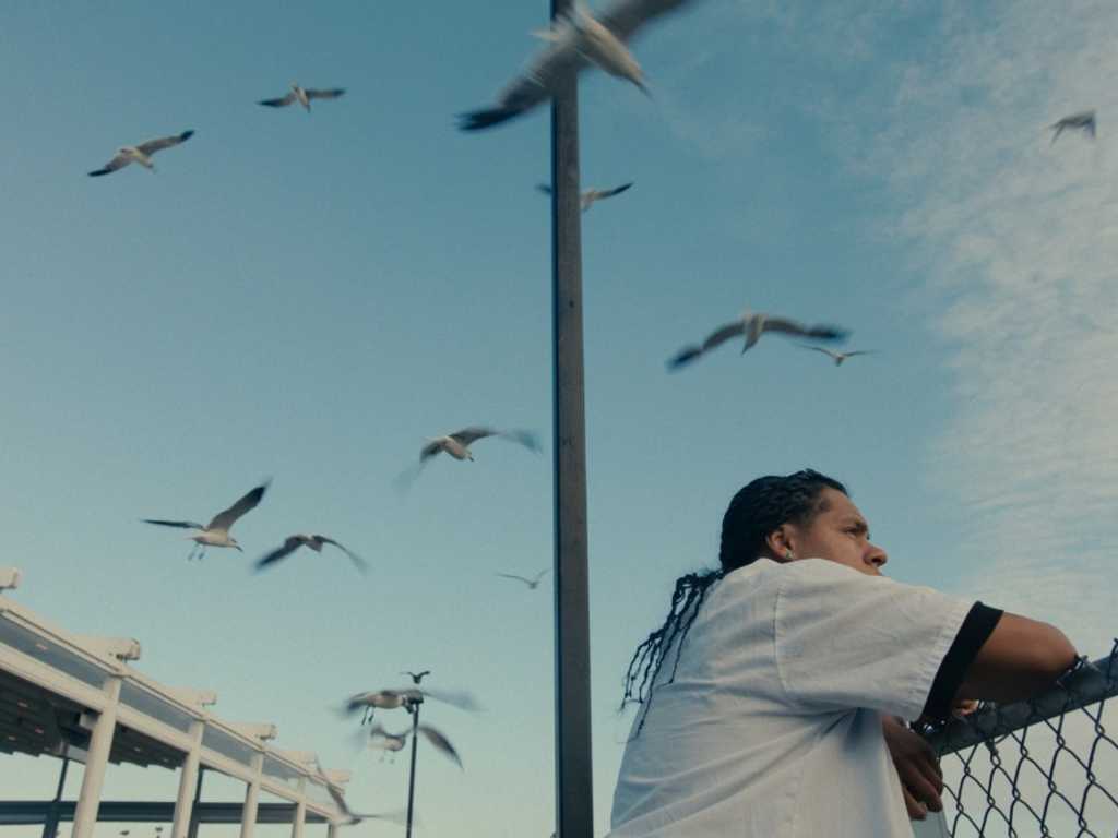 Oscilloscope Laboratories akuisisi film "Mad Bills to Pay," menang penghargaan di Sundance