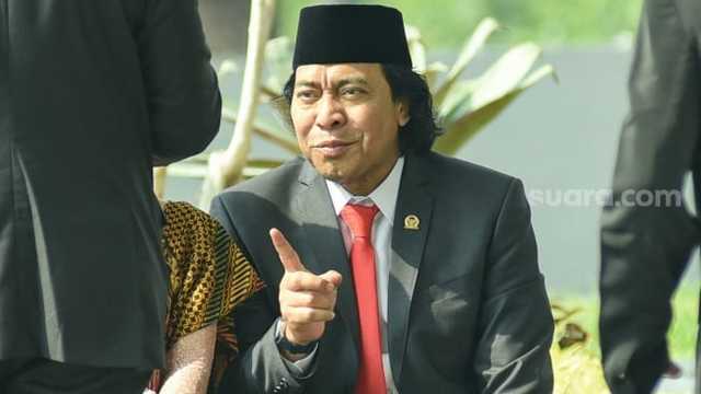 Komeng soroti deforestasi serius di Jawa Barat dengan gaya komedi
