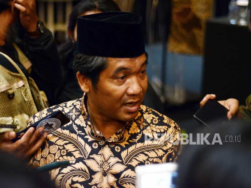 KPU batasi akses dokumen capres, Ray Rangkuti kritik
