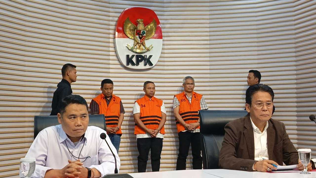 KPK Ungkap Jatah Preman Gubernur Riau, Kepala UPT Terpaksa Pinjam Bank
