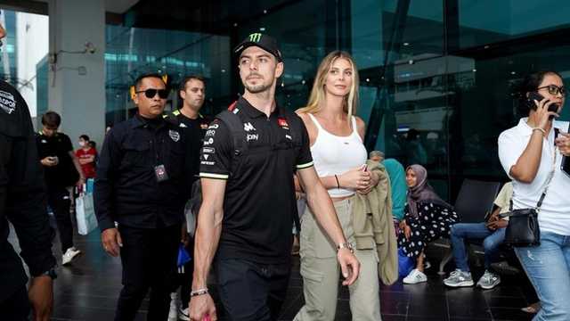Pembalap VR46 tiba di Jakarta, sambut fans jelang MotoGP Mandalika